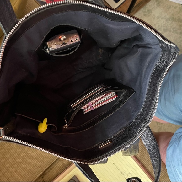 Excellent Condition *Lazaro* Brand Argentina Sleek Black Backpack/Tote - Picture 8 of 10